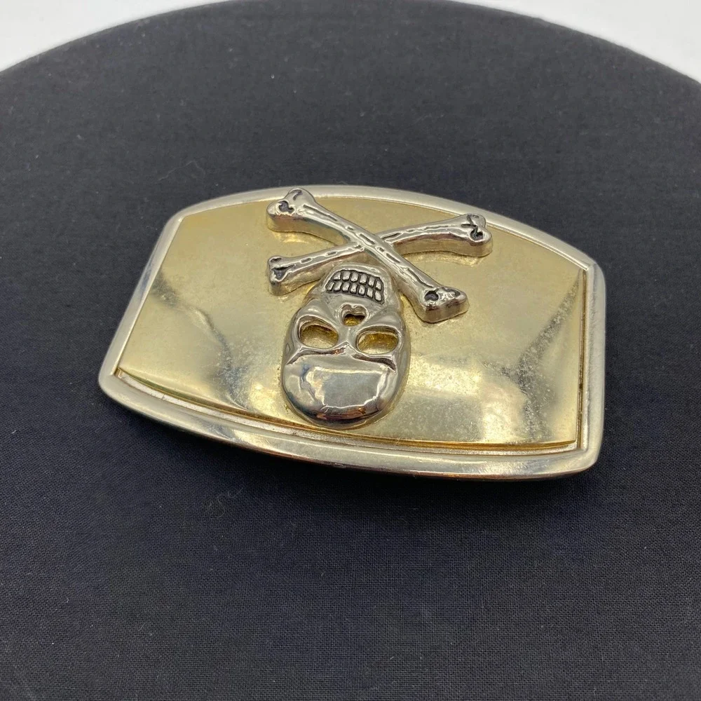 Skull Crossbones Belt Buckle Gold Silver Two-Tone Metal Biker Rock Edge Punk Y2K